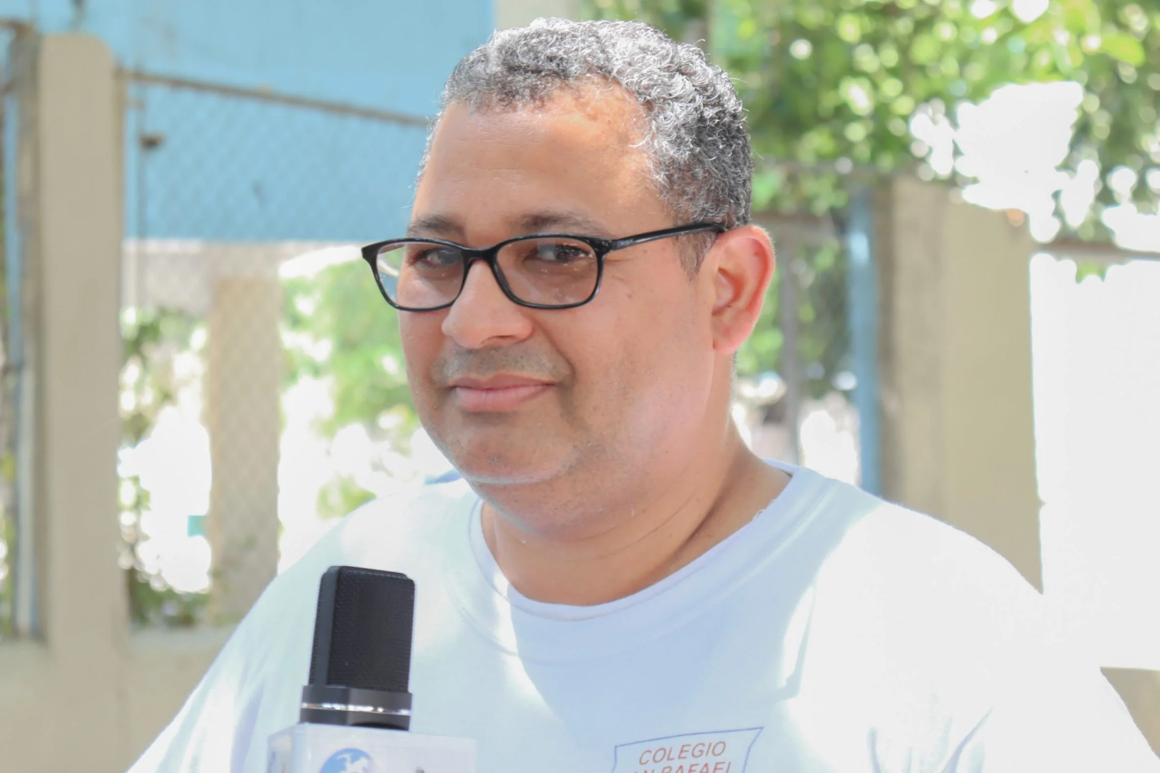 Fotografía histórica recuperada: «La Orquesta va a la Escuela», iniciativa de integración ejecutada por los músicos de la Orquesta Sinfónica Binacional Domínico Venezolana